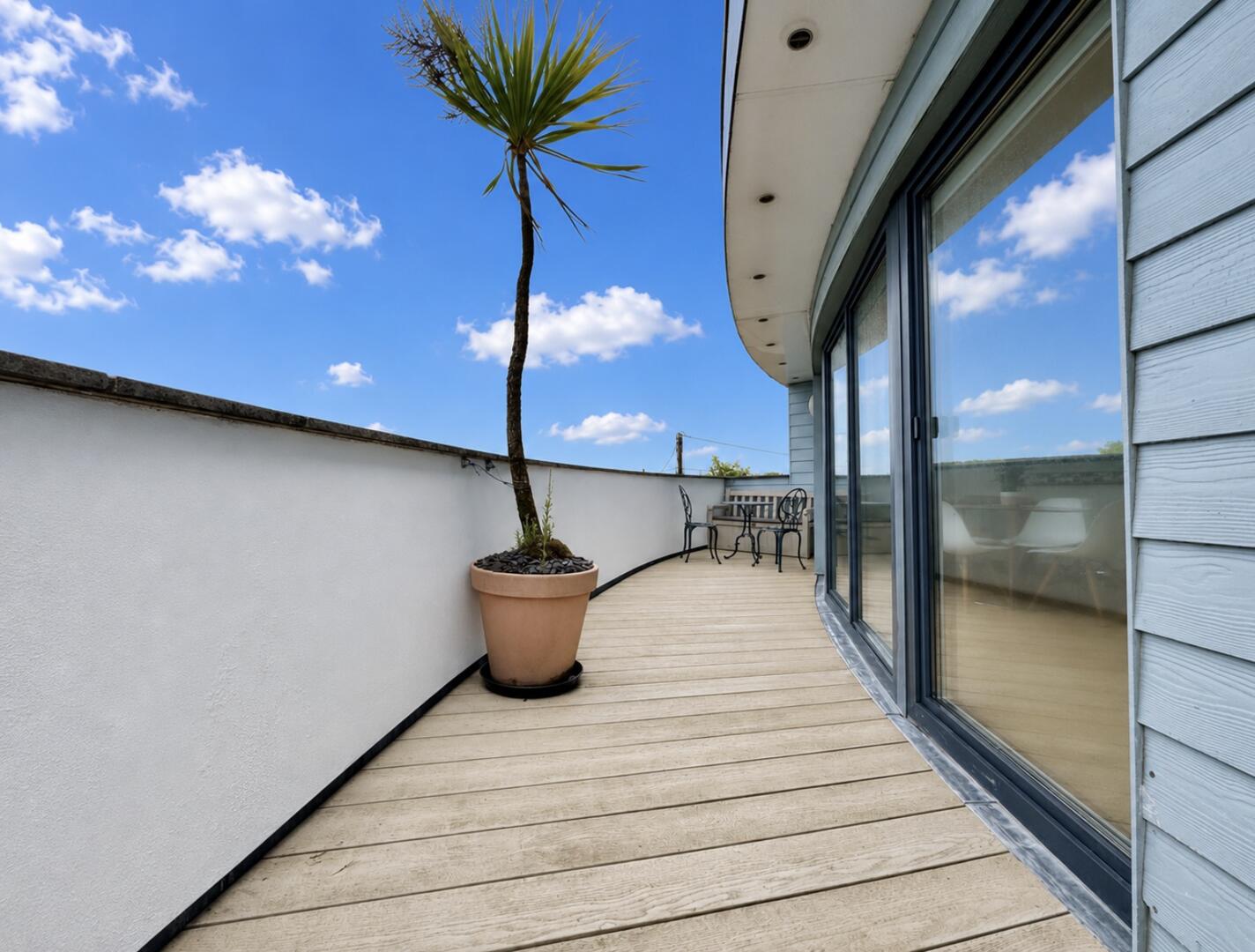 2 bed property in Chyvelah Road, Truro